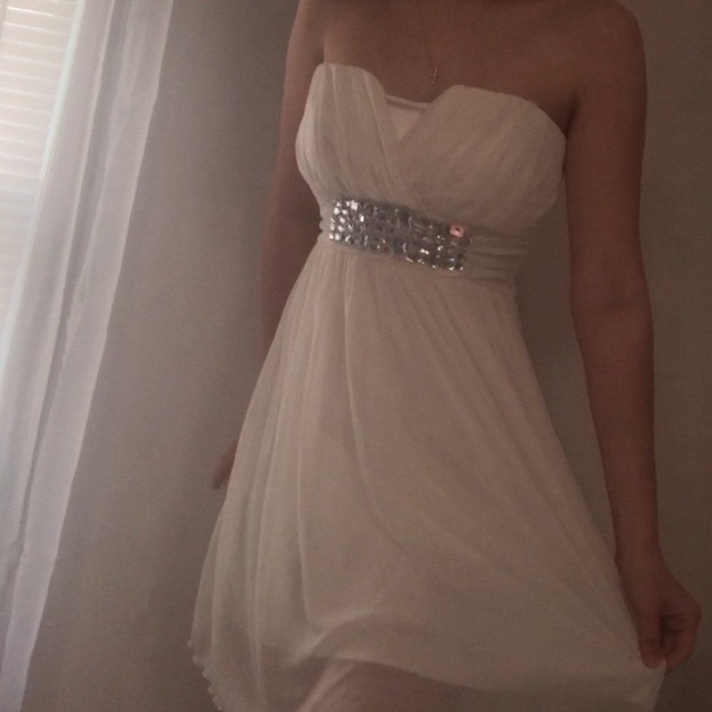 White fake diamond studded dress